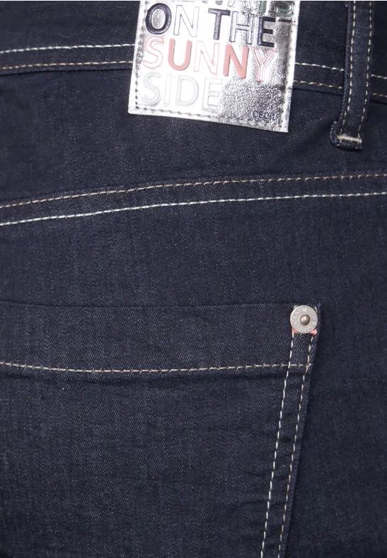 Casual Fit Jeans