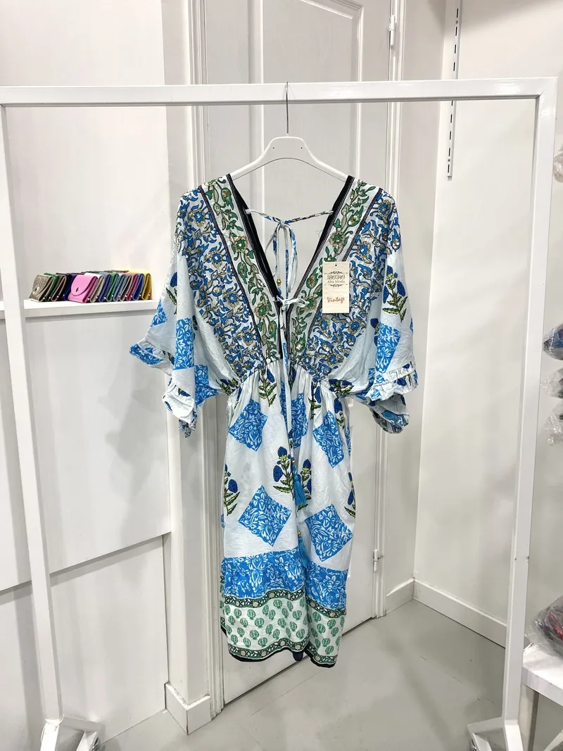Kleid aus bestickter Baumwolle mit Pailletten