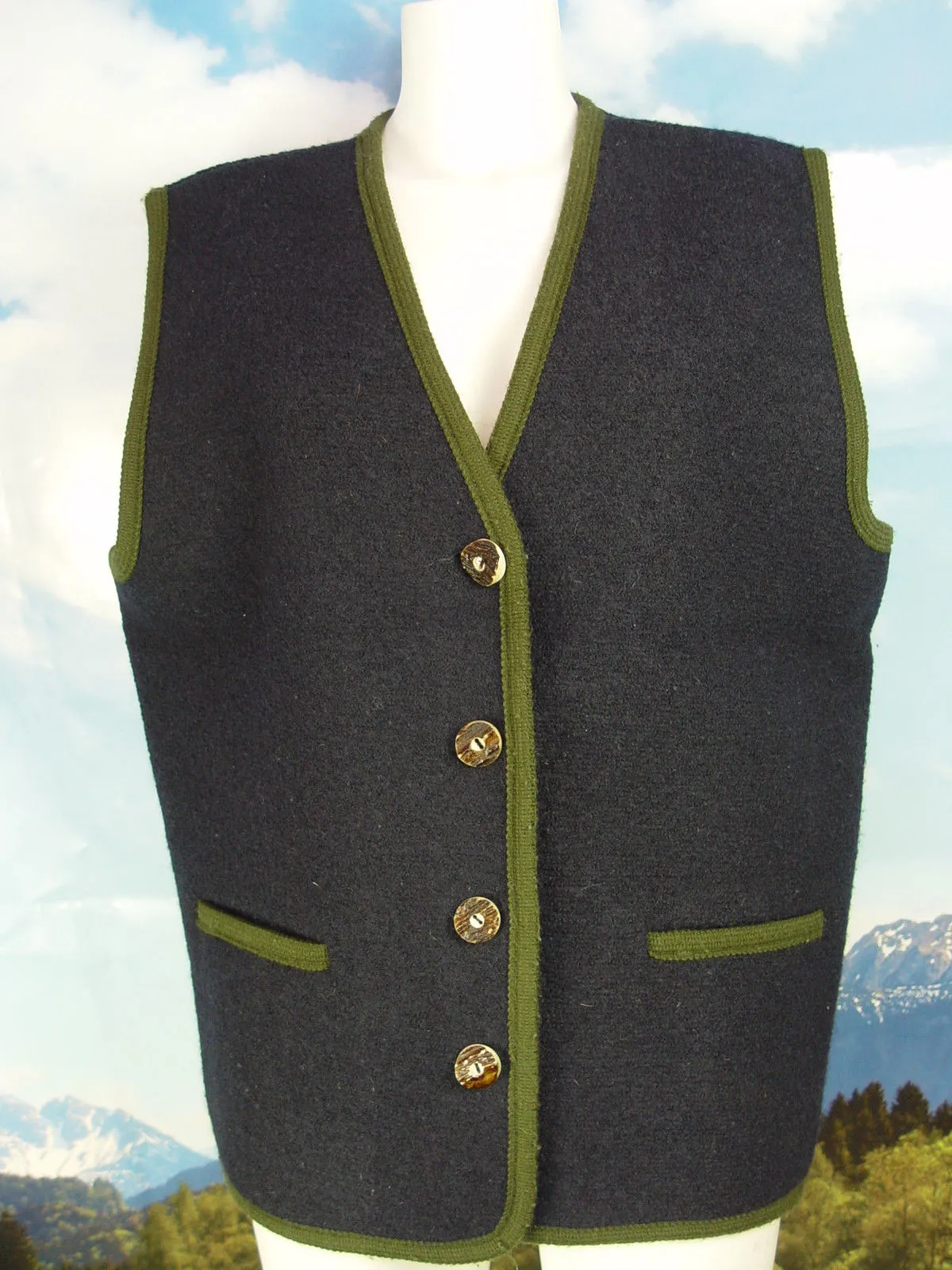 TIROL STYLE lang und warm dicke Walkweste Leibchen Weste 059 Trachtenweste Gr.42