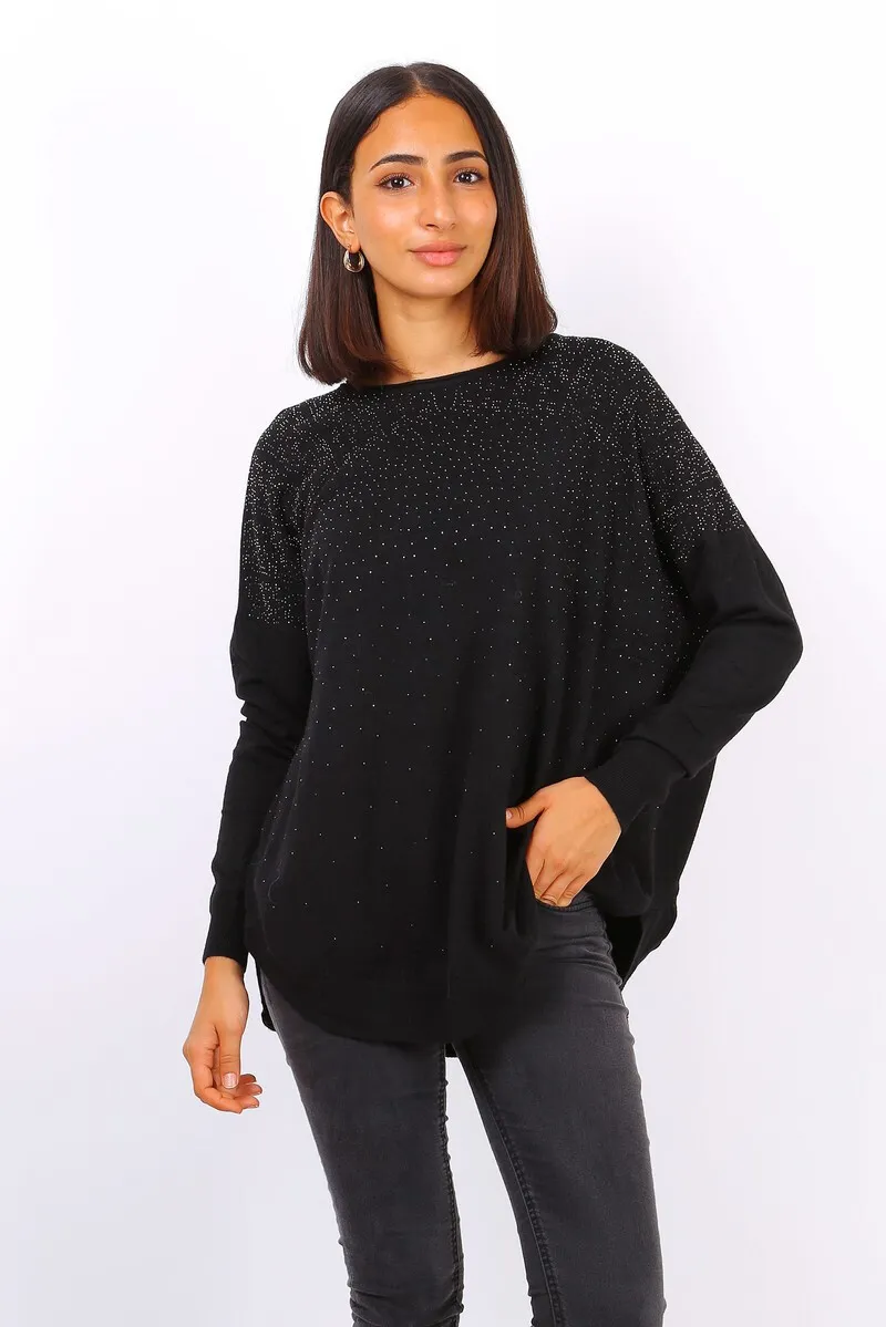 Weiter Pullover mit Strasssteinen